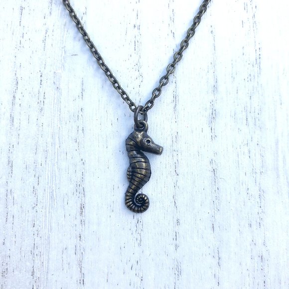 Antique Brass Seahorse Necklace - Picture 3 of 3